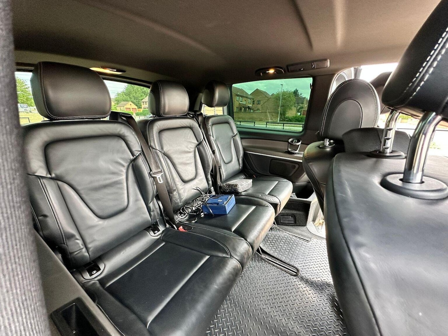 Used Mercedes-Benz V-Class 2017 for sale - 77173037: Photo 24