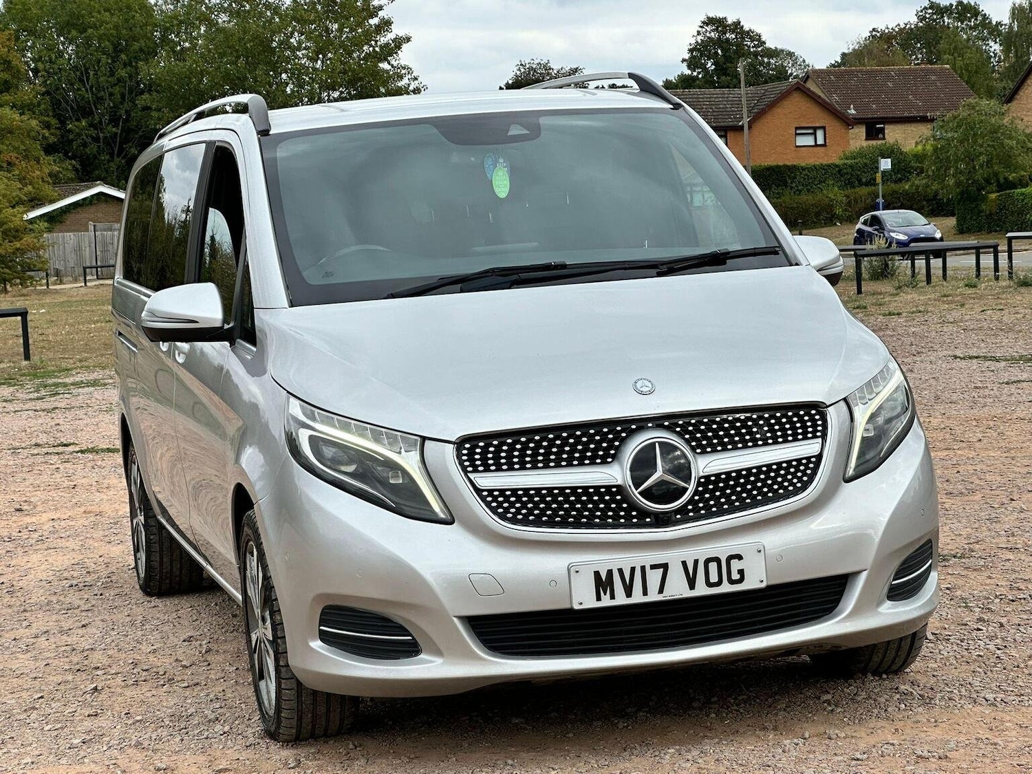 Used Mercedes-Benz V-Class 2017 for sale - 77173037: Photo 5