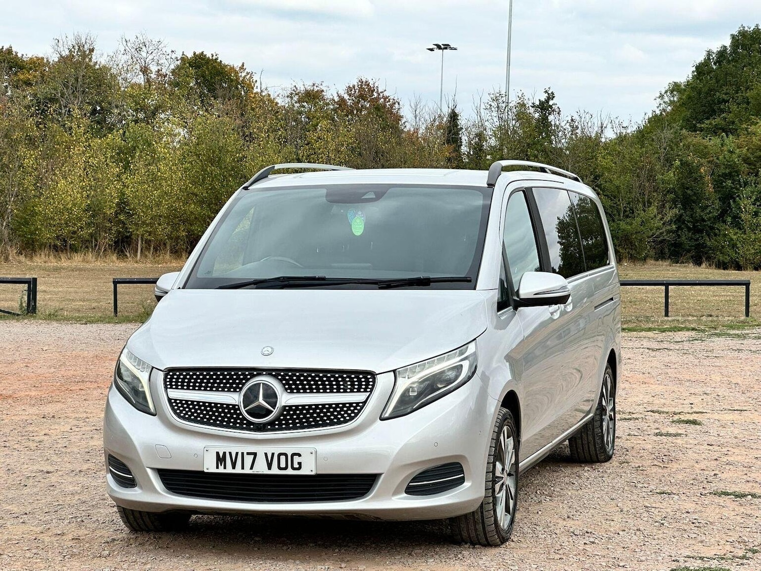 Used Mercedes-Benz V-Class 2017 for sale - 77173037: Photo 7