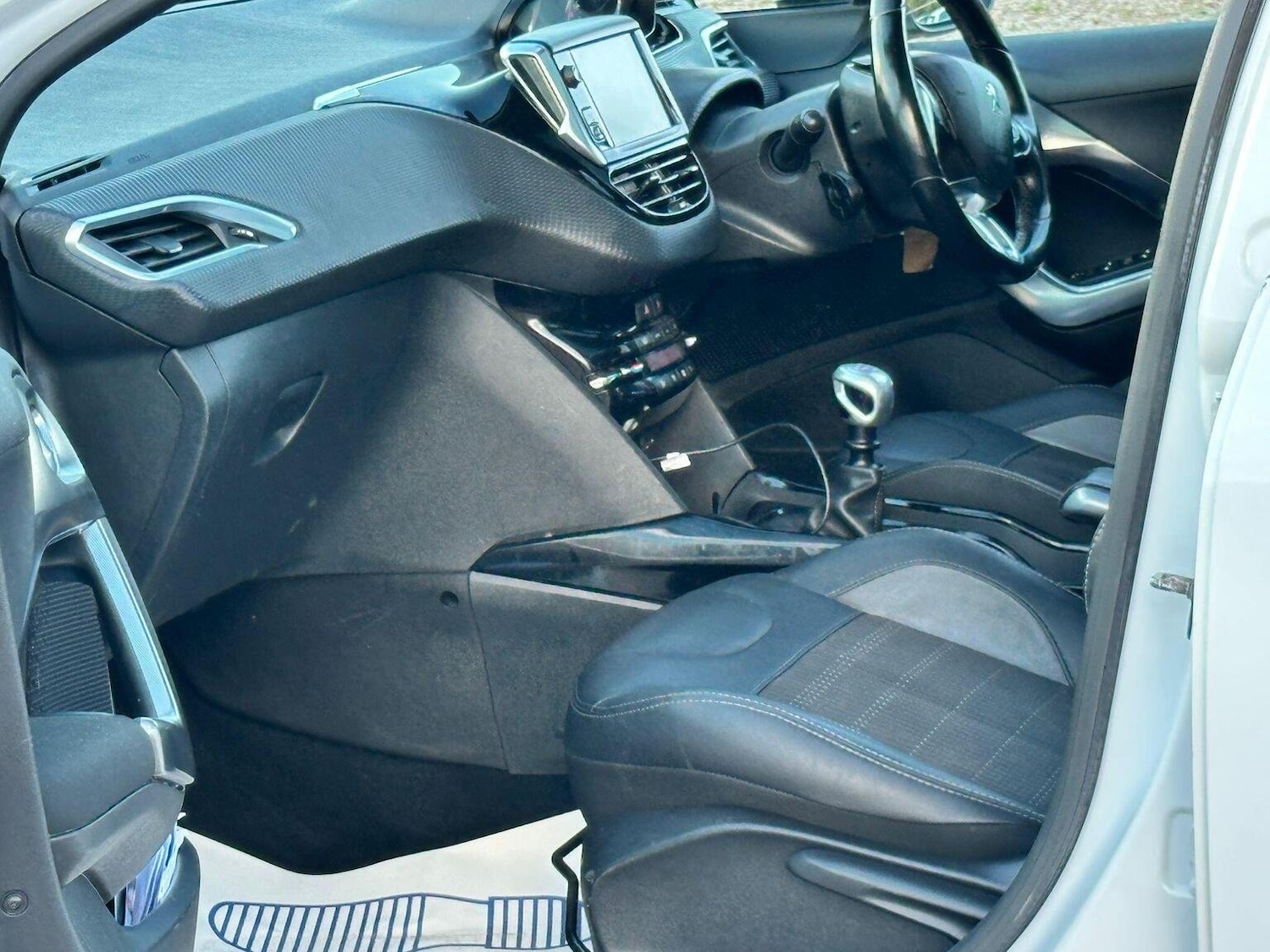 Used Peugeot 2008 2018 for sale - 76794316: Photo 16