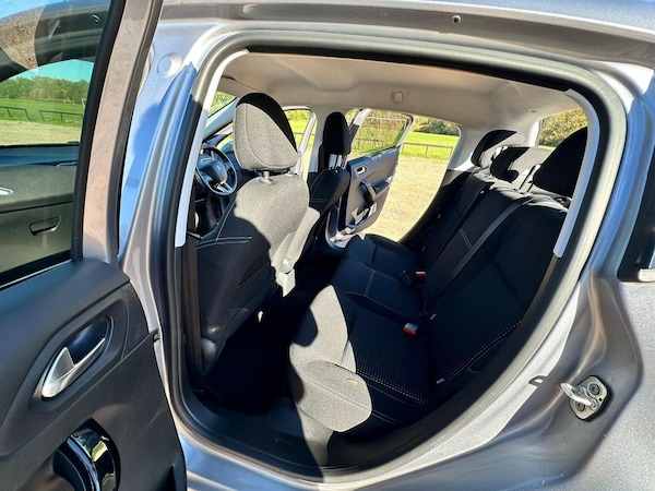 Used Peugeot 208 2019 for sale - 76293244: Photo 18