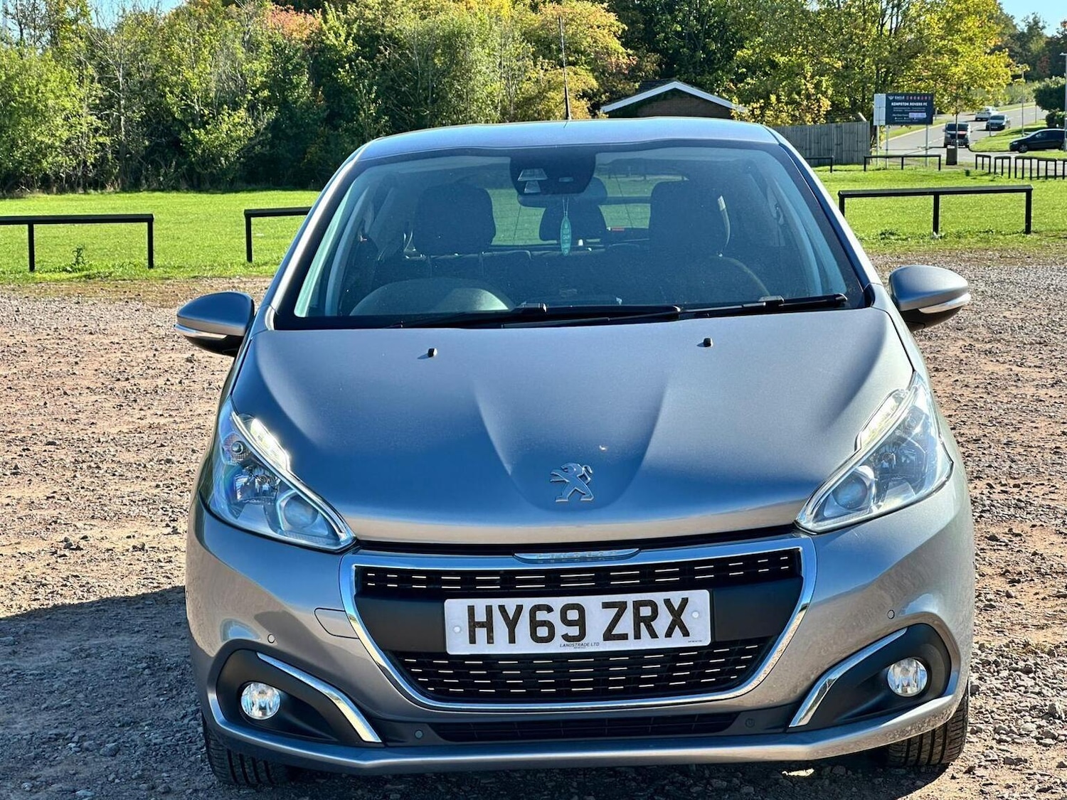 Used Peugeot 208 2019 for sale - 76293244: Photo 2