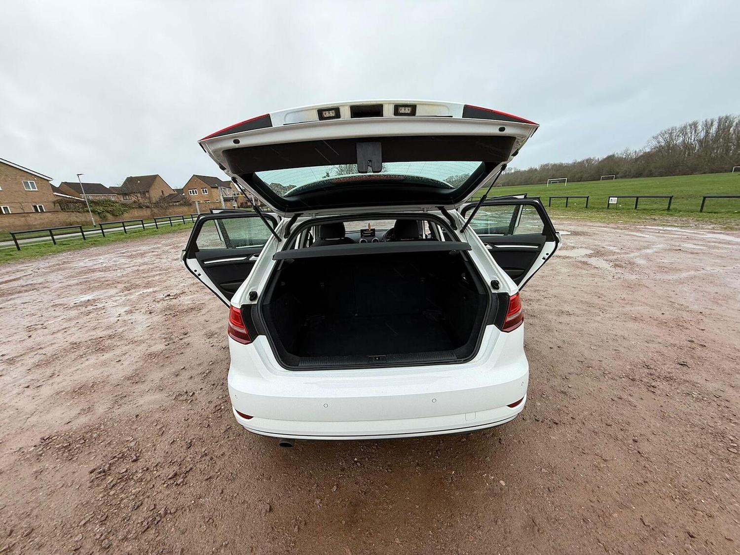 Used Audi A3 2016 for sale - 77639200: Photo 28