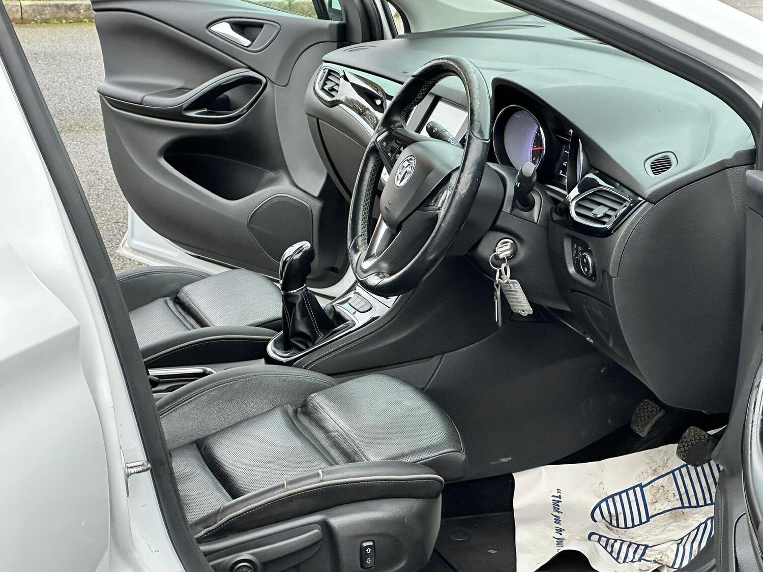 Used Vauxhall Astra 2017 for sale - 77687616: Photo 14