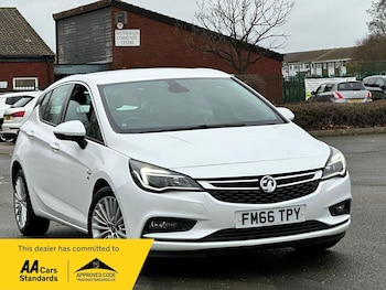 Used Vauxhall Astra 2017 for sale - 77687616: Photo