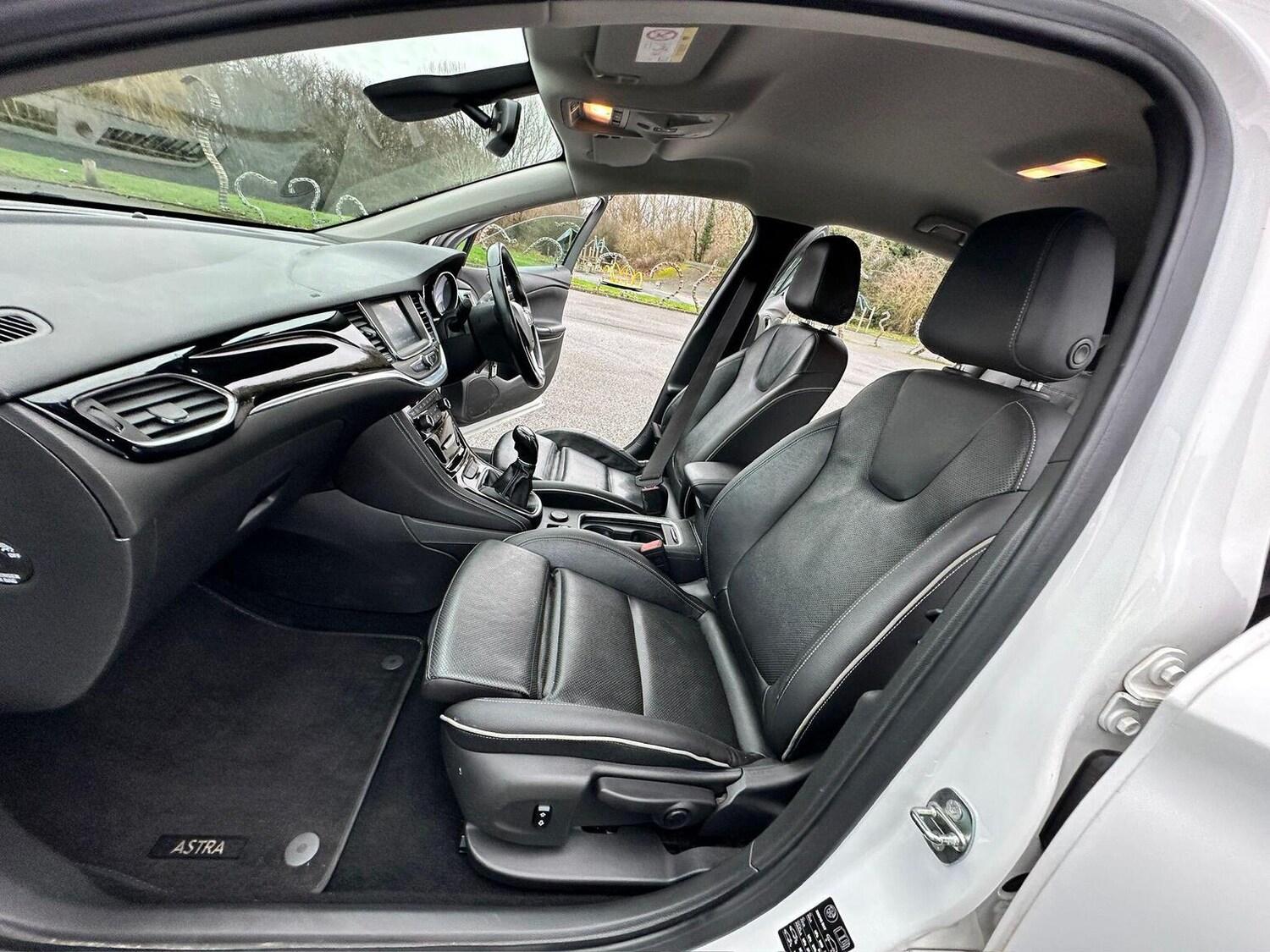 Used Vauxhall Astra 2017 for sale - 77687616: Photo 36