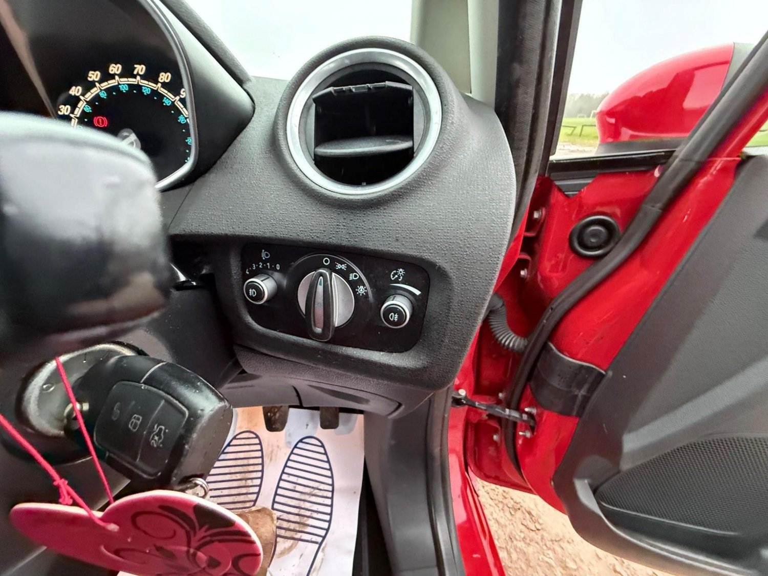 Used Ford Fiesta 2013 for sale - 77423536: Photo 17