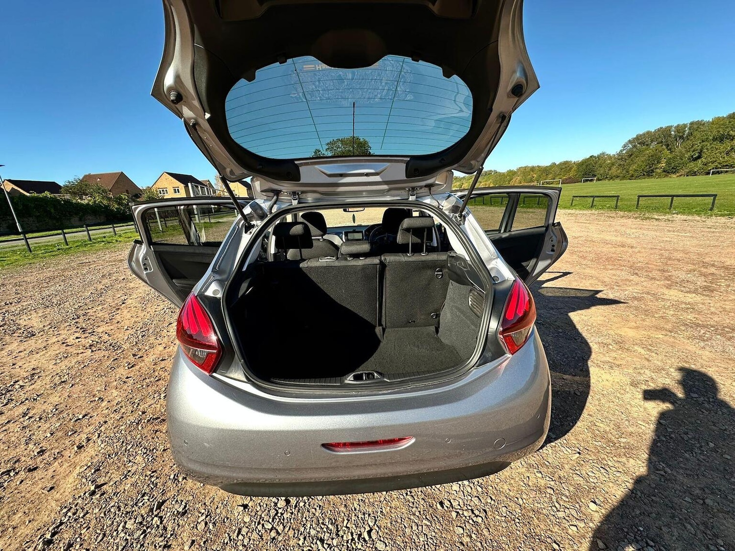 Used Peugeot 208 2019 for sale - 77173086: Photo 34