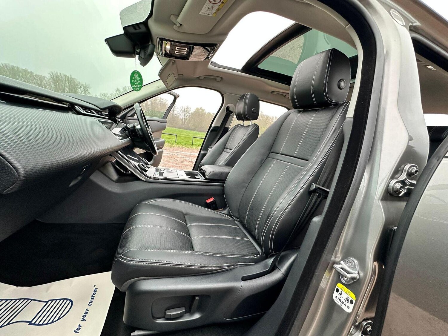 Used Land Rover Range Rover Velar 2018 for sale - 76605800: Photo 35