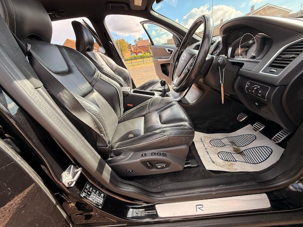 Used Volvo XC60 2016 for sale - 75325647: Photo 17