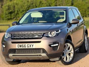 Used Land Rover Discovery Sport 2017 for sale - 74748346: Photo