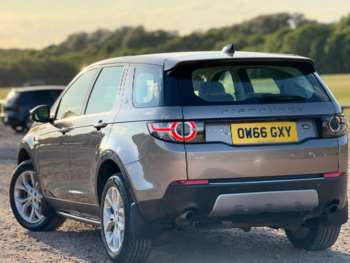 Used Land Rover Discovery Sport 2017 for sale - 74748346: Photo