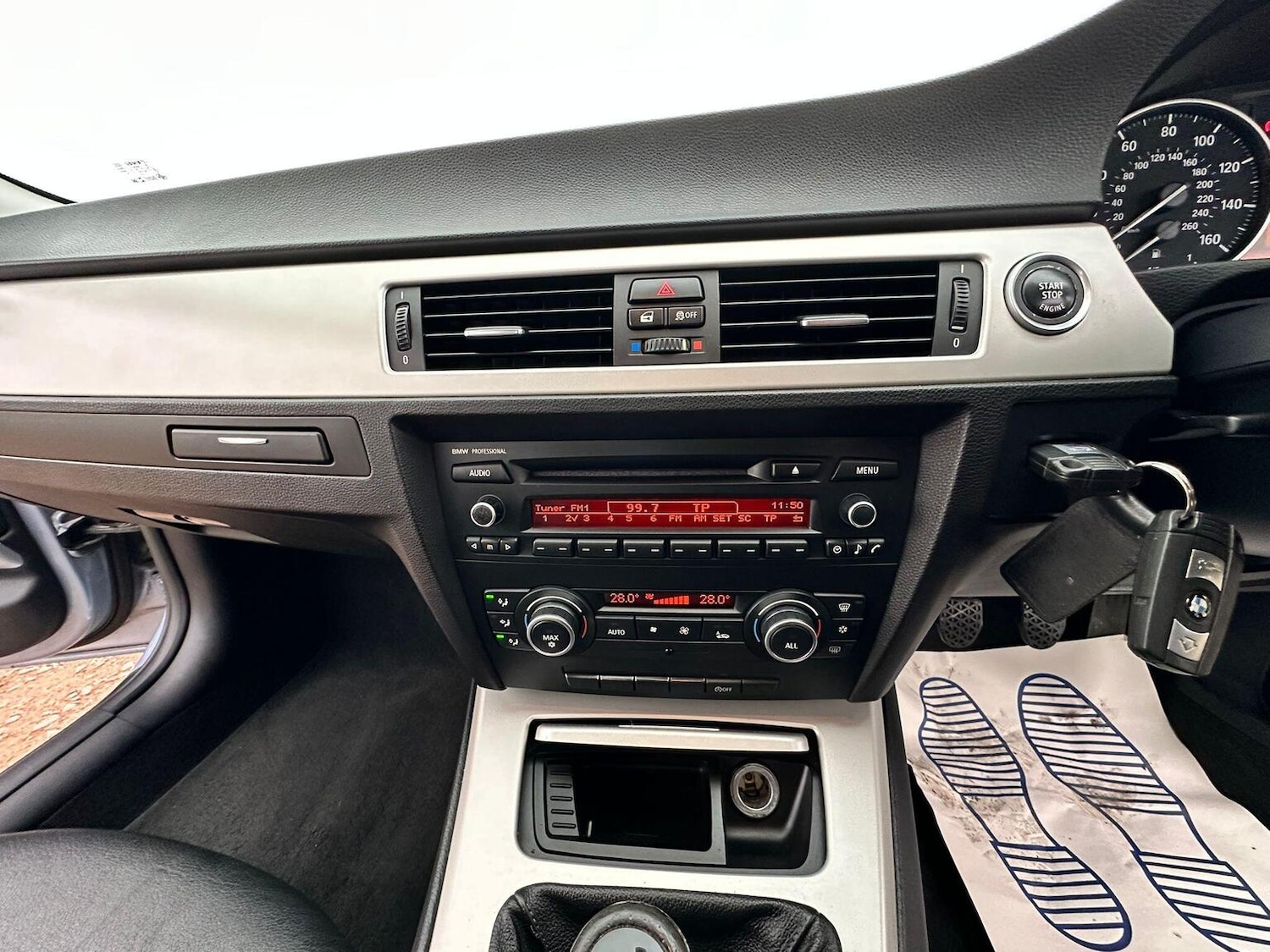 Used BMW 3 Series 2012 for sale - 77173144: Photo 26