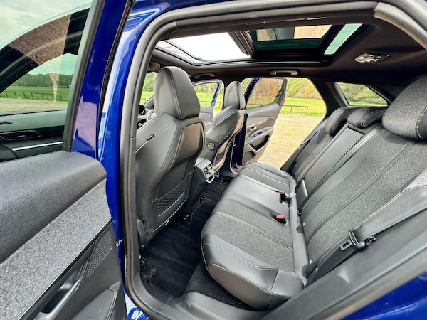 Used Peugeot 3008 2017 for sale - 76156717: Photo 23