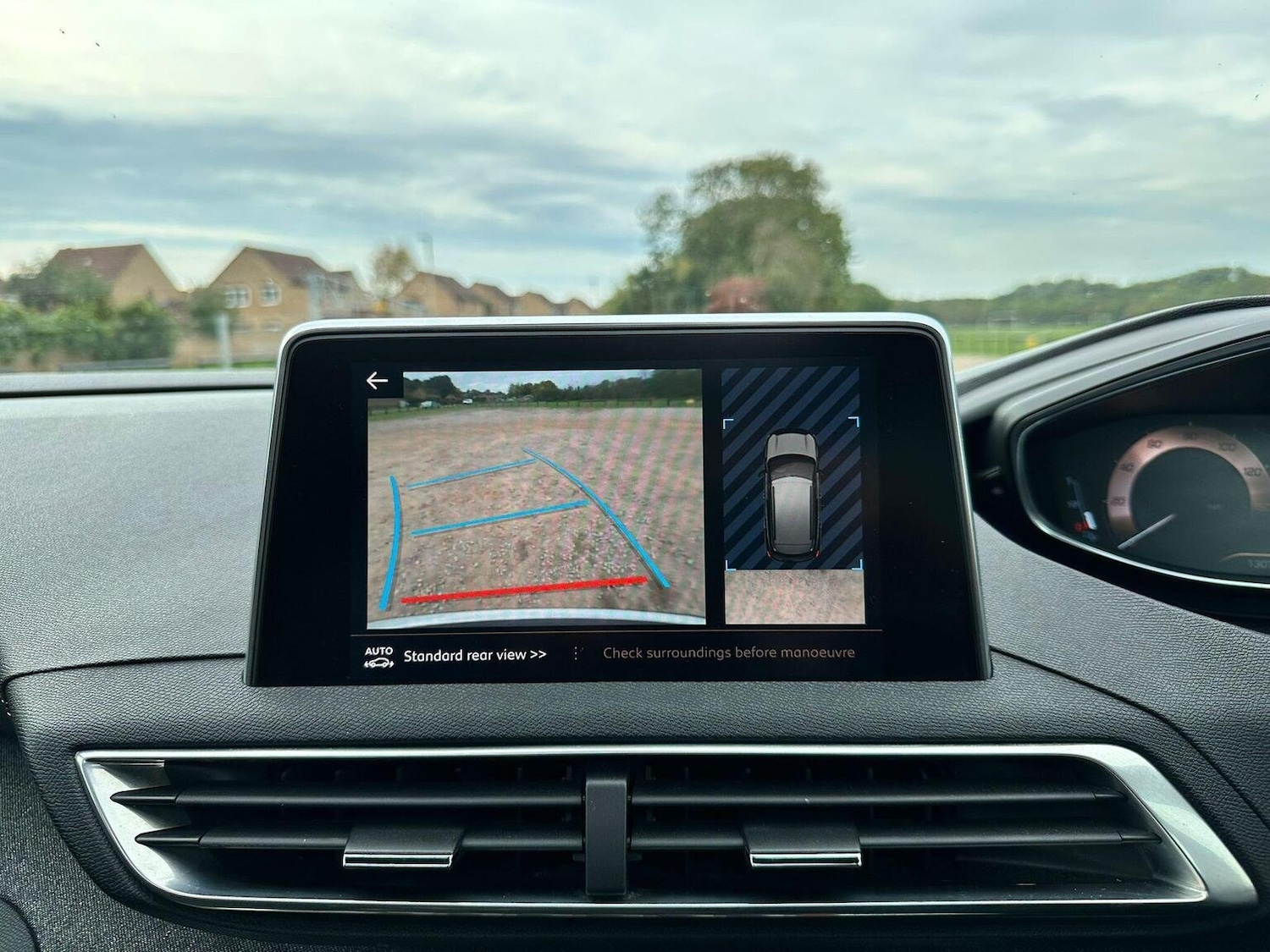 Used Peugeot 3008 2017 for sale - 76156717: Photo 26