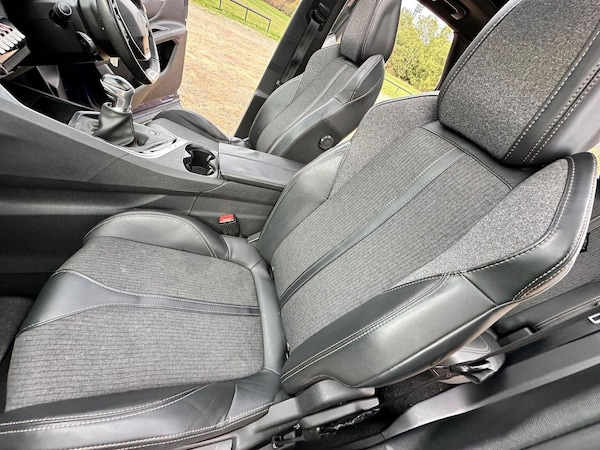 Used Peugeot 3008 2017 for sale - 76156717: Photo 39