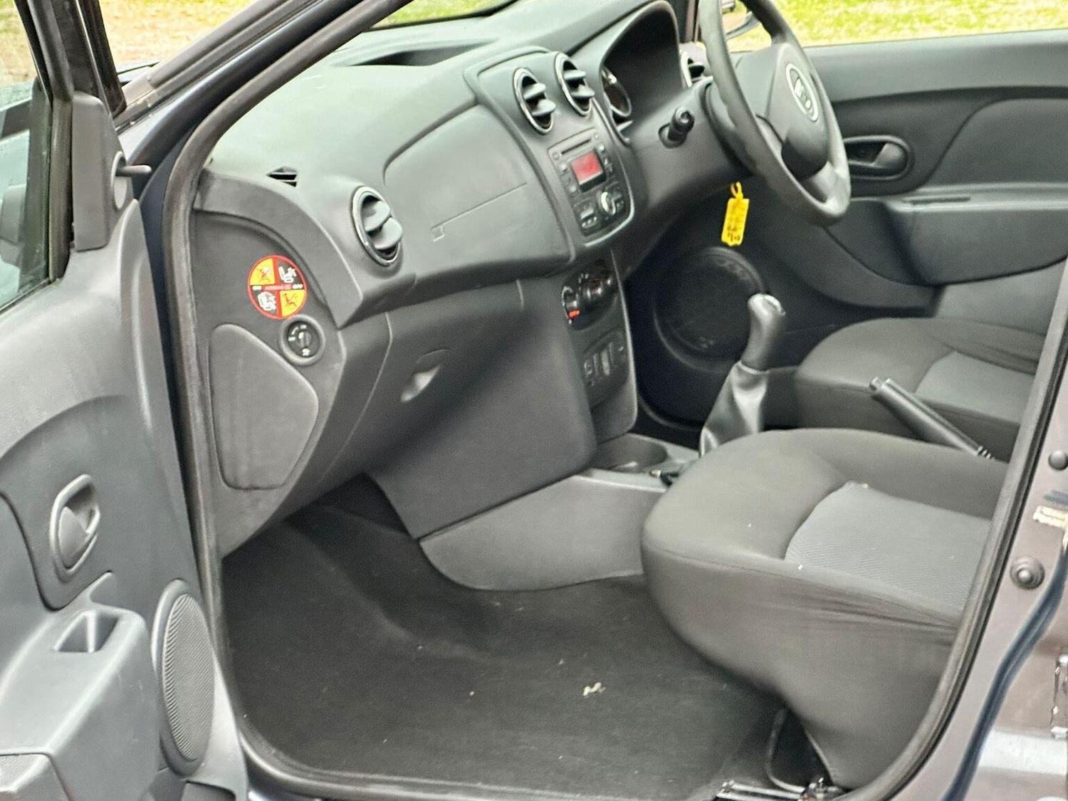 Used Dacia Sandero 2016 for sale - 77069111: Photo 33