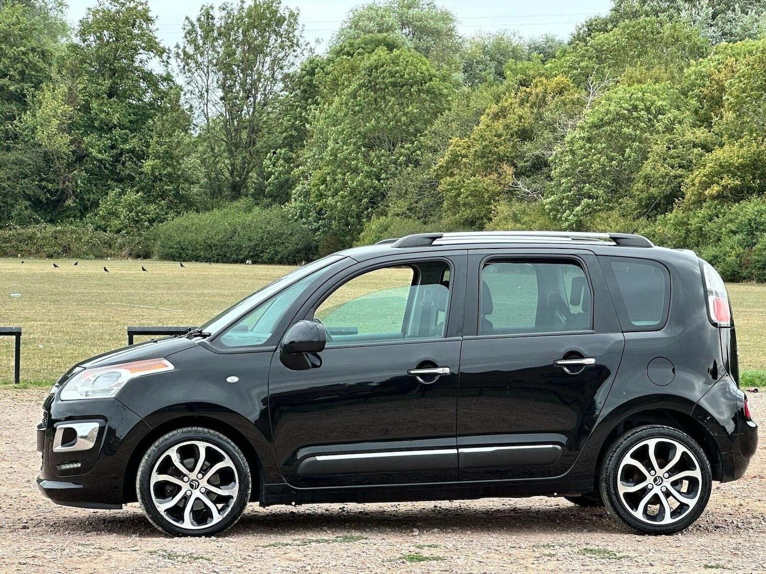 Used Citroen C3 Picasso 2017 for sale - 77173035: Photo 10