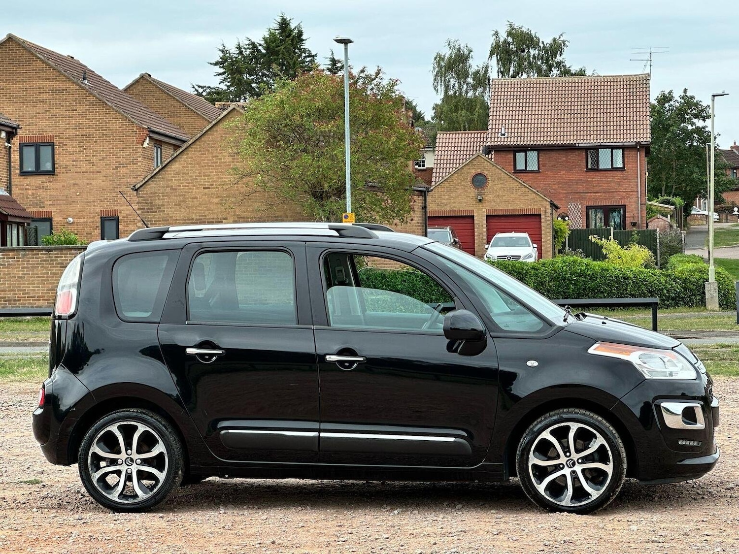 Used Citroen C3 Picasso 2017 for sale - 77173035: Photo 12