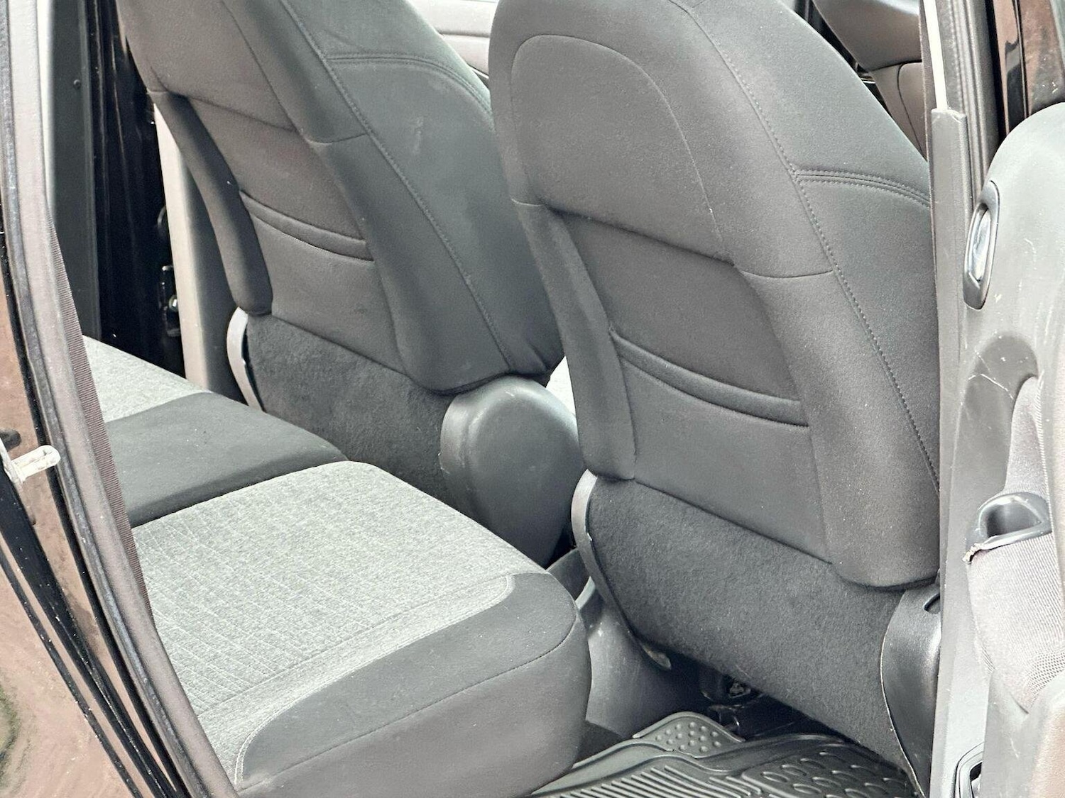 Used Citroen C3 Picasso 2017 for sale - 77173035: Photo 22