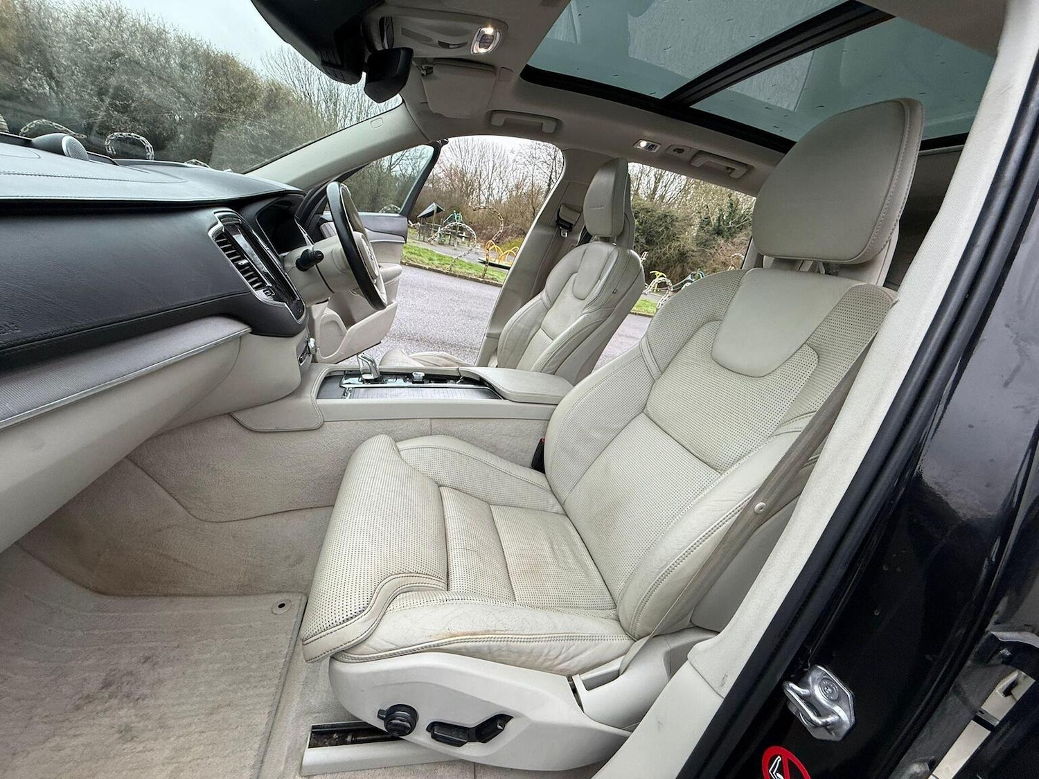 Used Volvo XC90 2015 for sale - 77643753: Photo 34