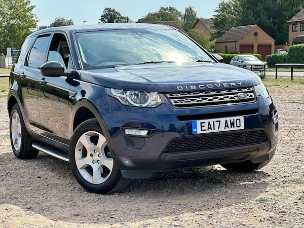 Used Land Rover Discovery Sport 2017 for sale - 75550236: Photo 1