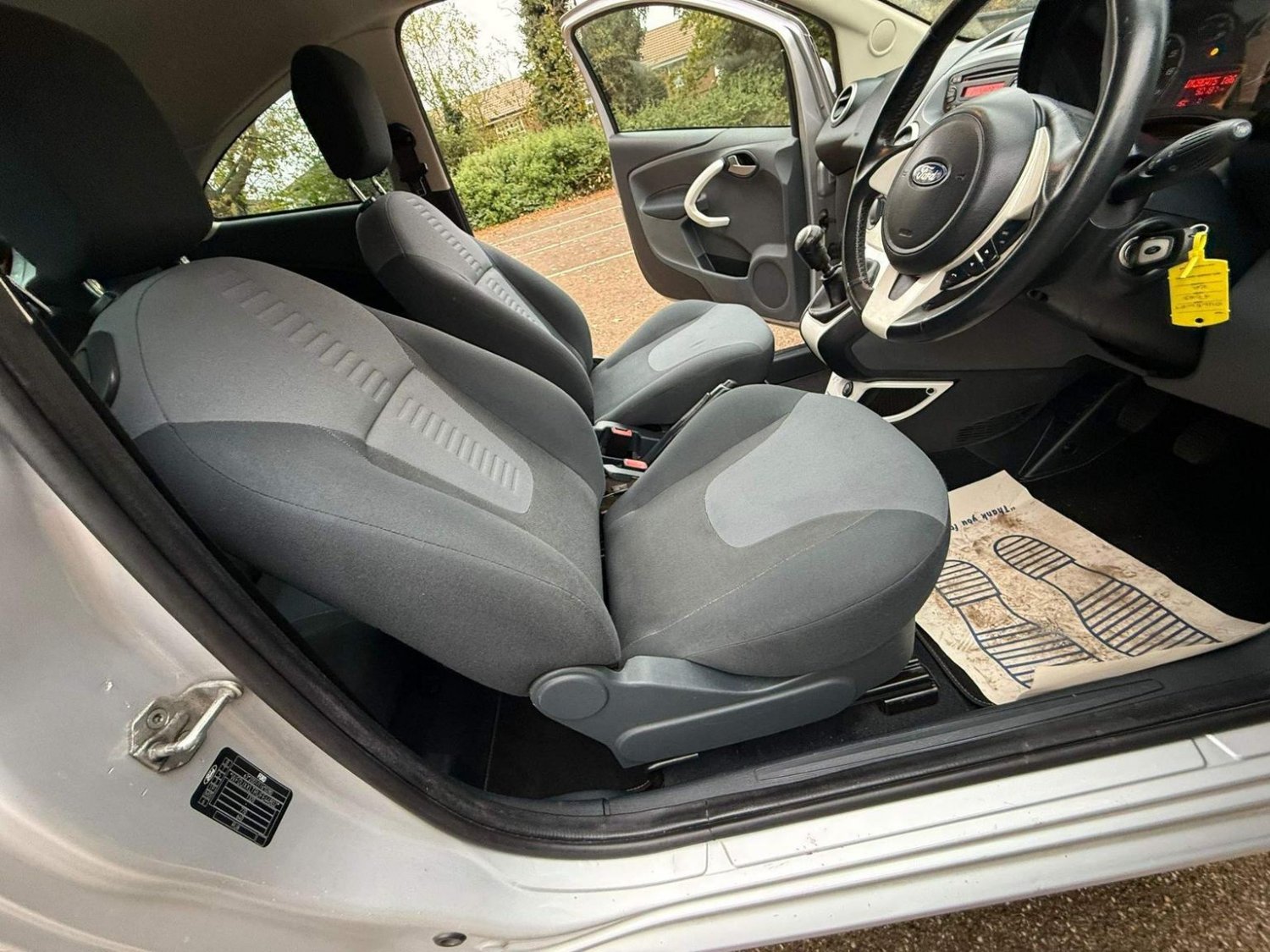 Used Ford Ka 2015 for sale - 77830137: Photo 23