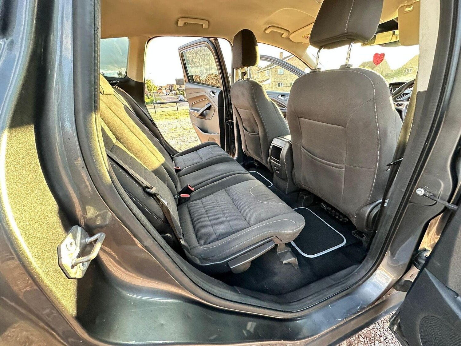 Used Ford Kuga 2015 for sale - 77742930: Photo 23