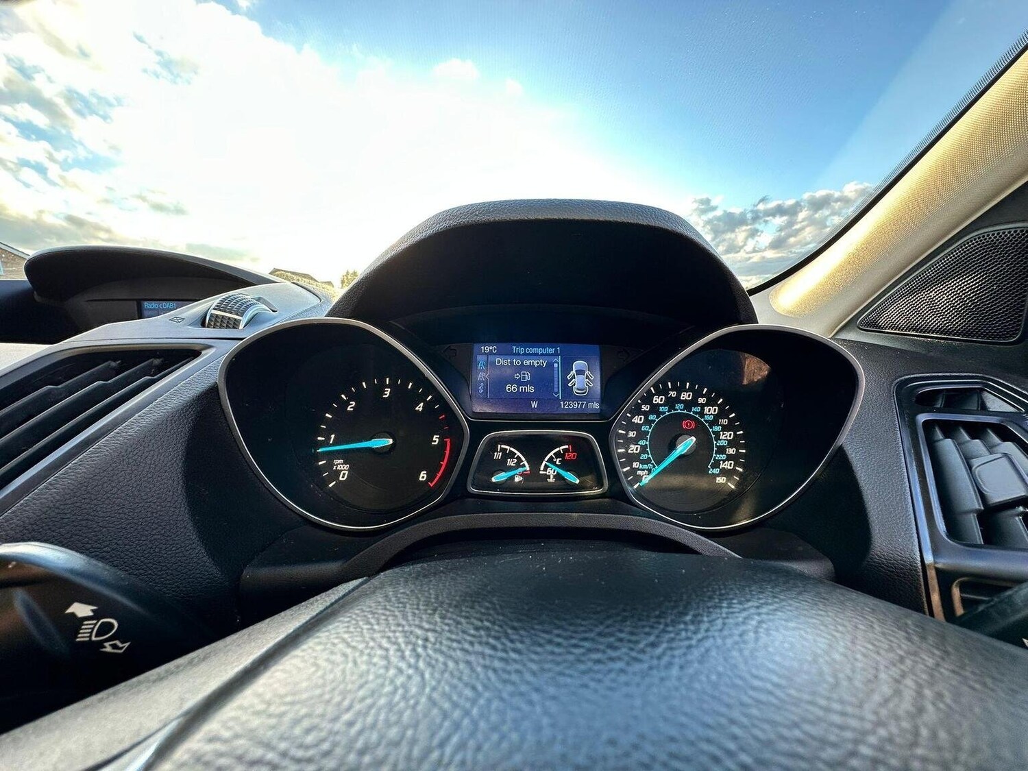 Used Ford Kuga 2015 for sale - 77742930: Photo 26