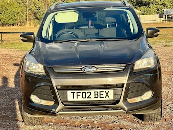 Used Ford Kuga 2015 for sale - 77742930: Photo