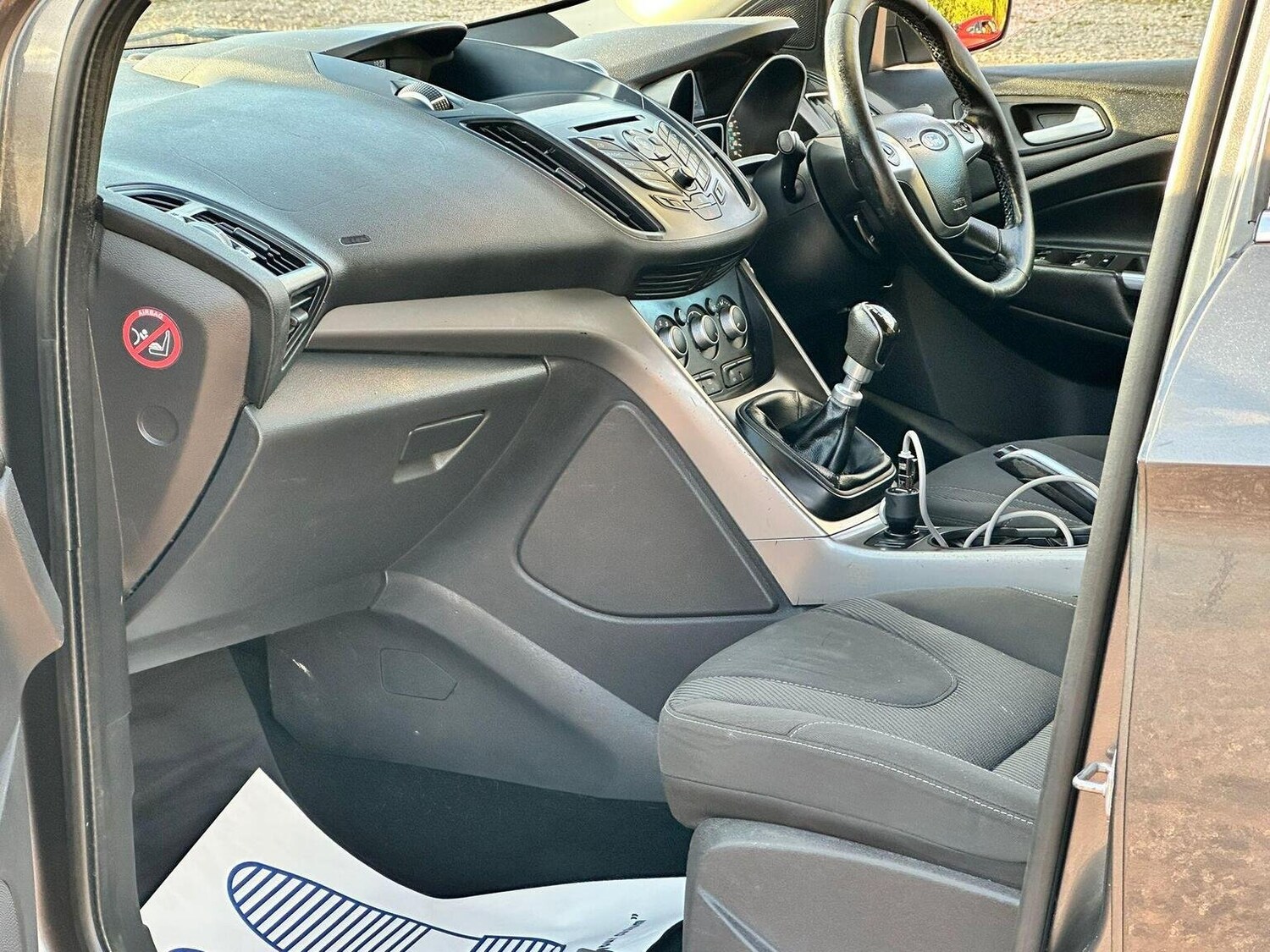 Used Ford Kuga 2015 for sale - 77742930: Photo 31