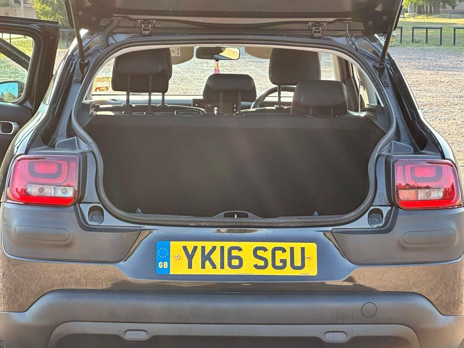 Vehicle 28