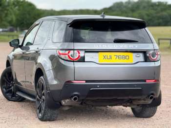 Used Land Rover Discovery Sport 2016 for sale - 74924620: Photo