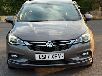 Used Vauxhall Astra 2017 for sale - 79360156: Photo