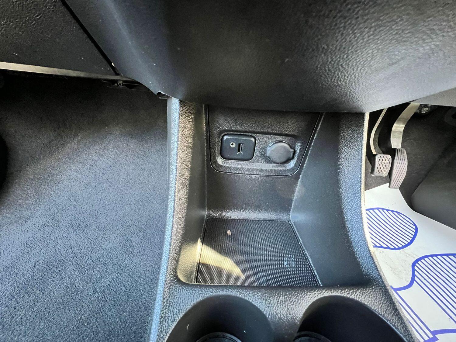 Used Vauxhall Viva 2016 for sale - 77977174: Photo 31