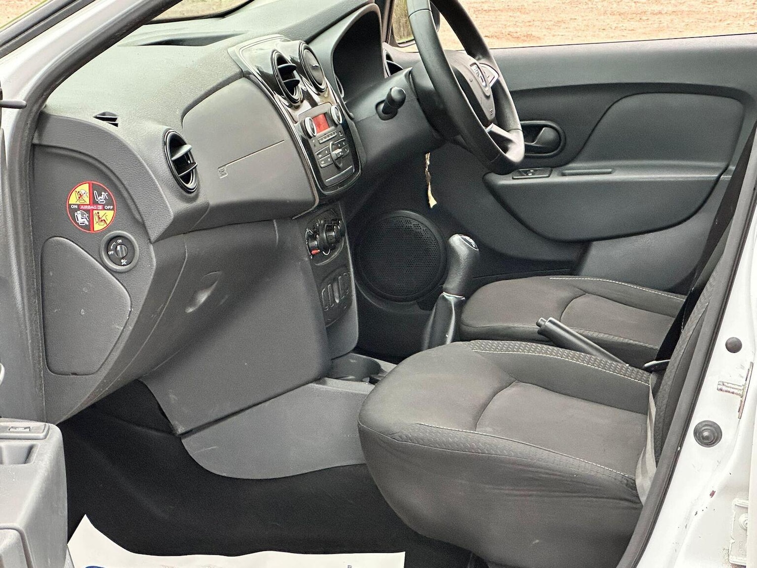 Used Dacia Sandero 2017 for sale - 77173013: Photo 29