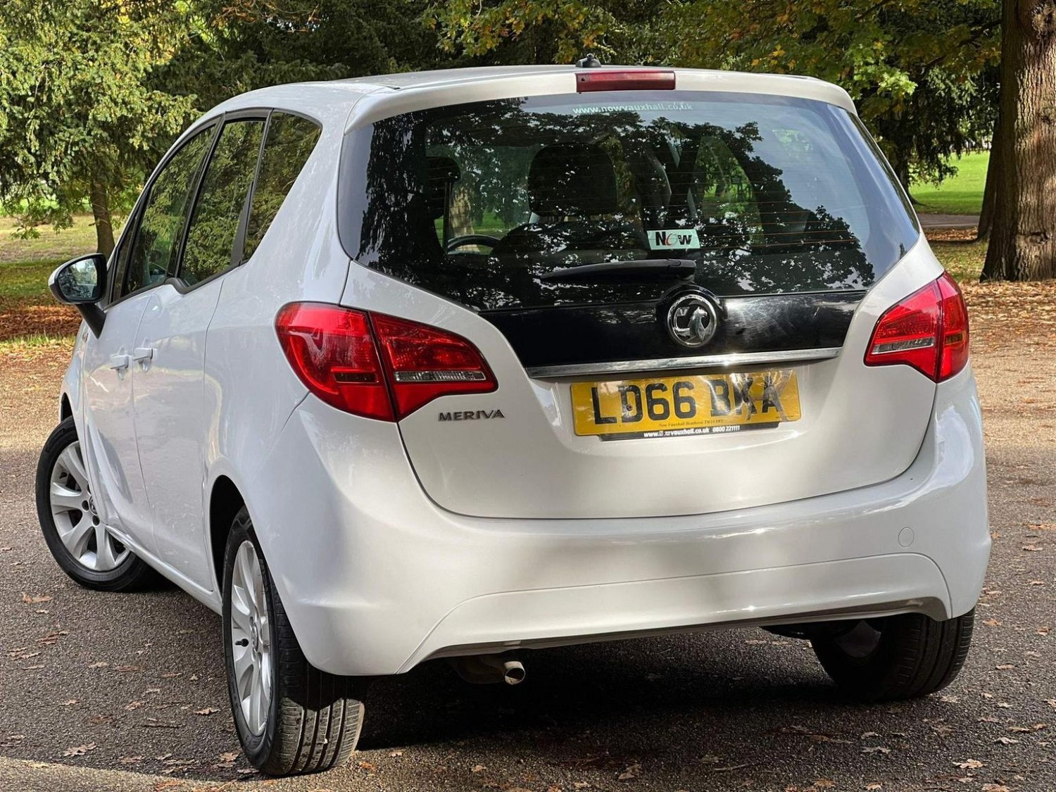 Used Vauxhall Meriva 2016 for sale - 77622572: Photo 2