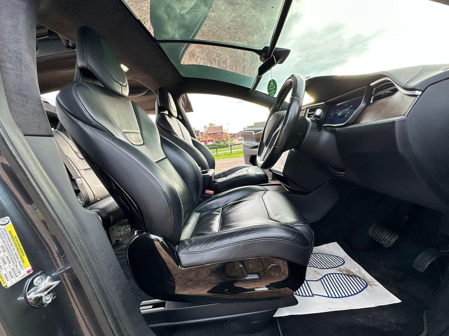 Used Tesla Model X 2017 for sale - 76521063: Photo 15