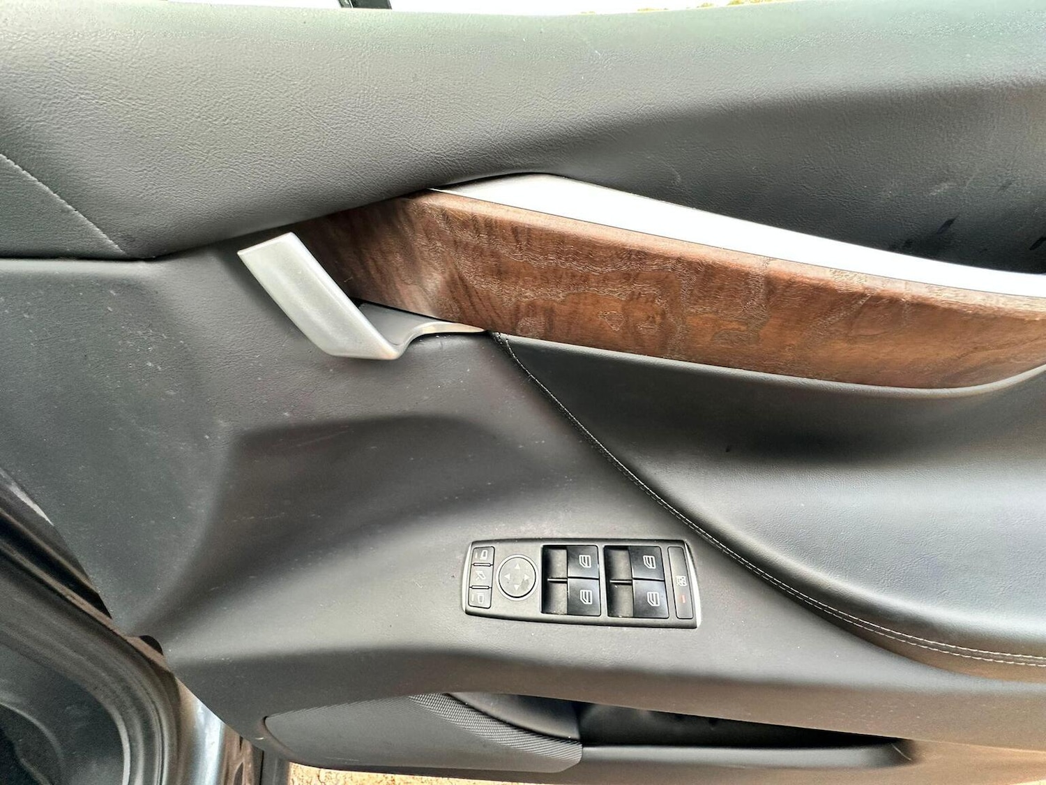 Used Tesla Model X 2017 for sale - 76521063: Photo 20