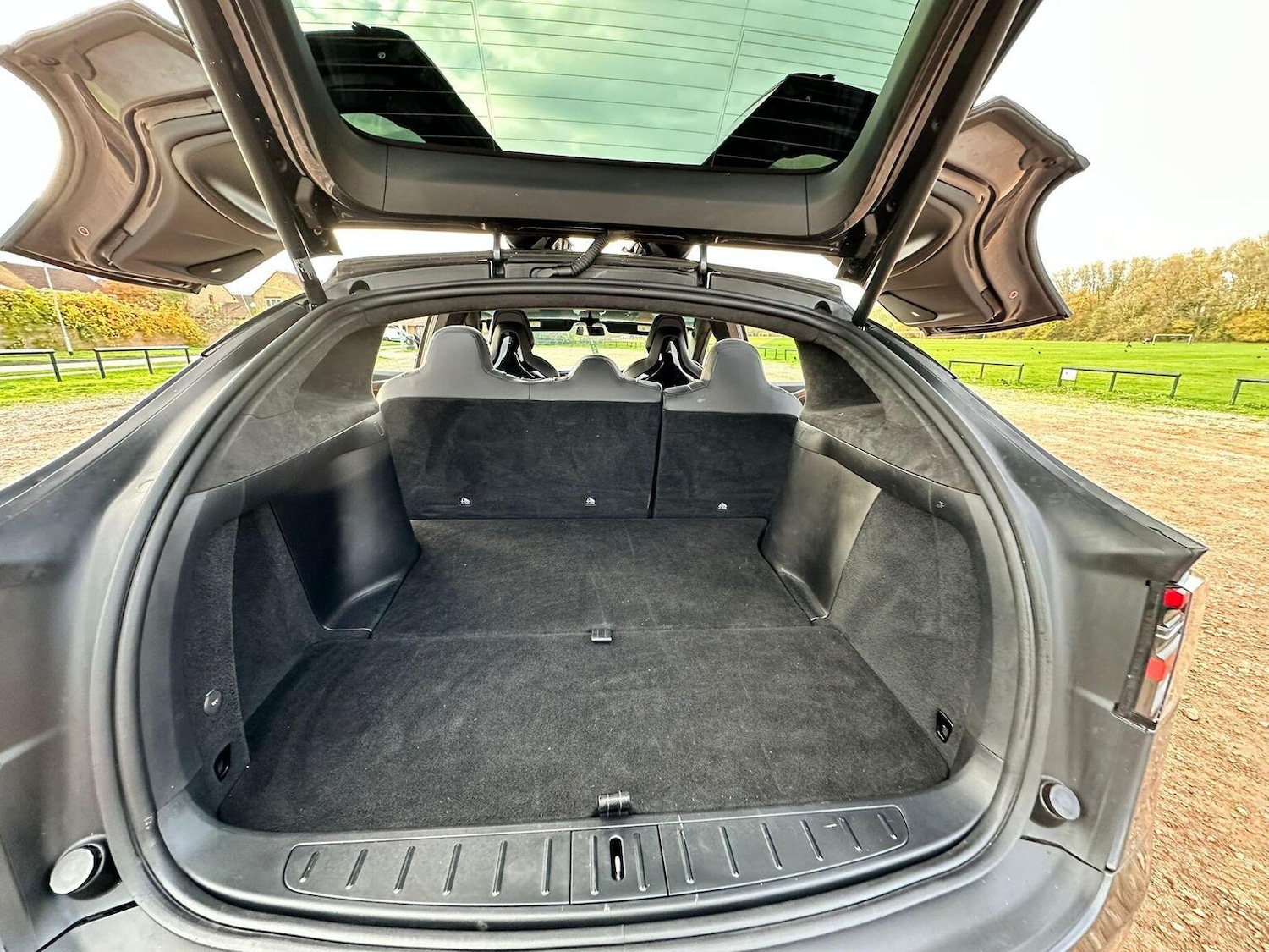 Used Tesla Model X 2017 for sale - 76521063: Photo 24