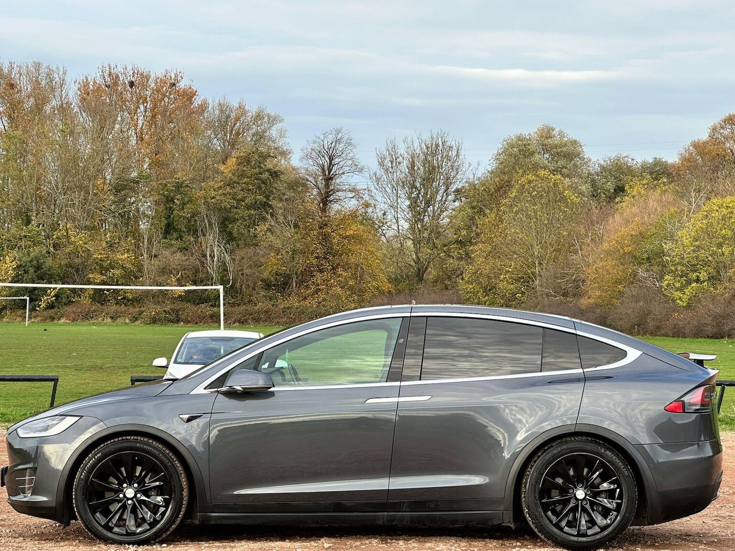 Used Tesla Model X 2017 for sale - 76521063: Photo 5