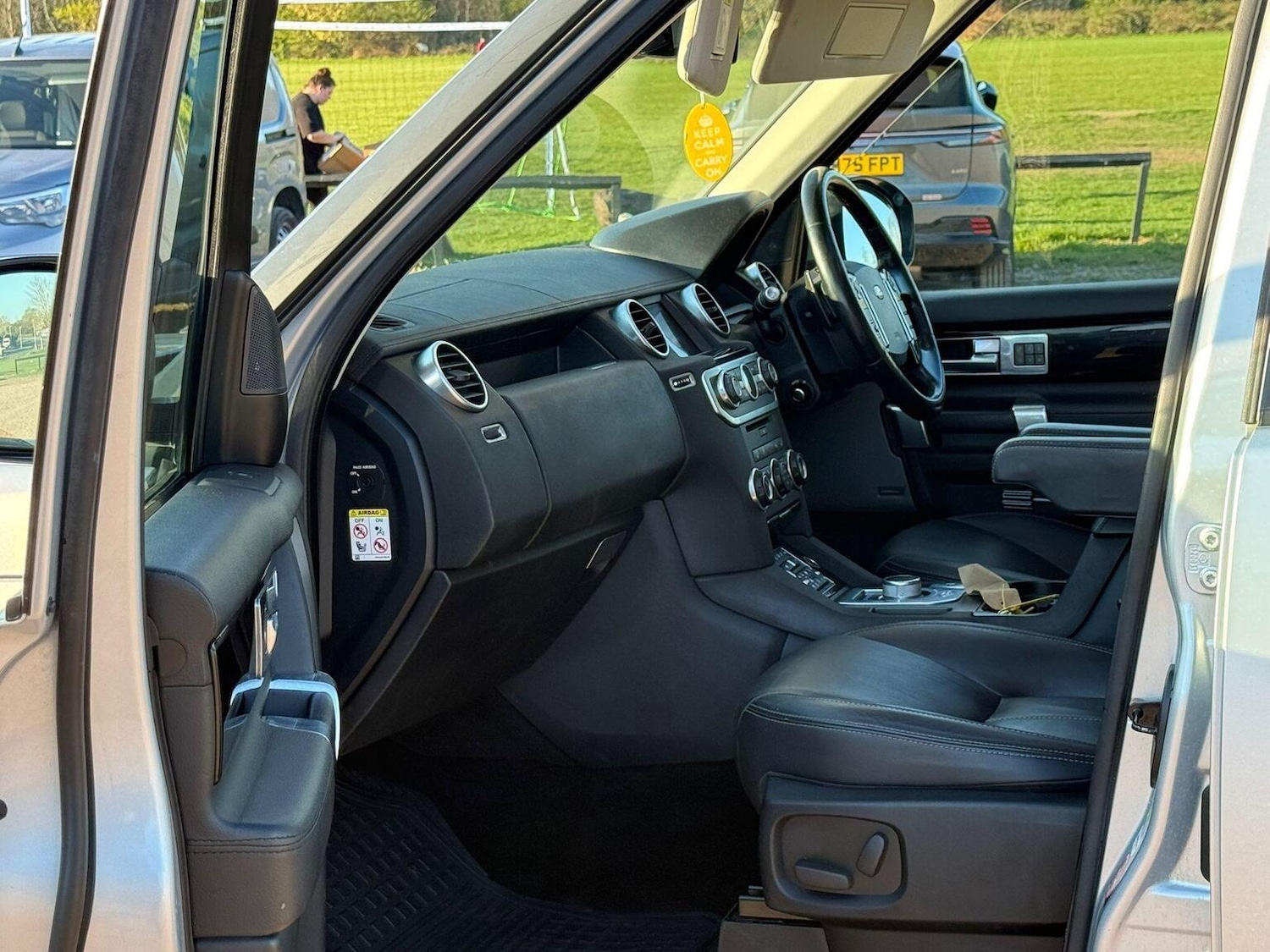 Used Land Rover Discovery 2015 for sale - 78168915: Photo 16