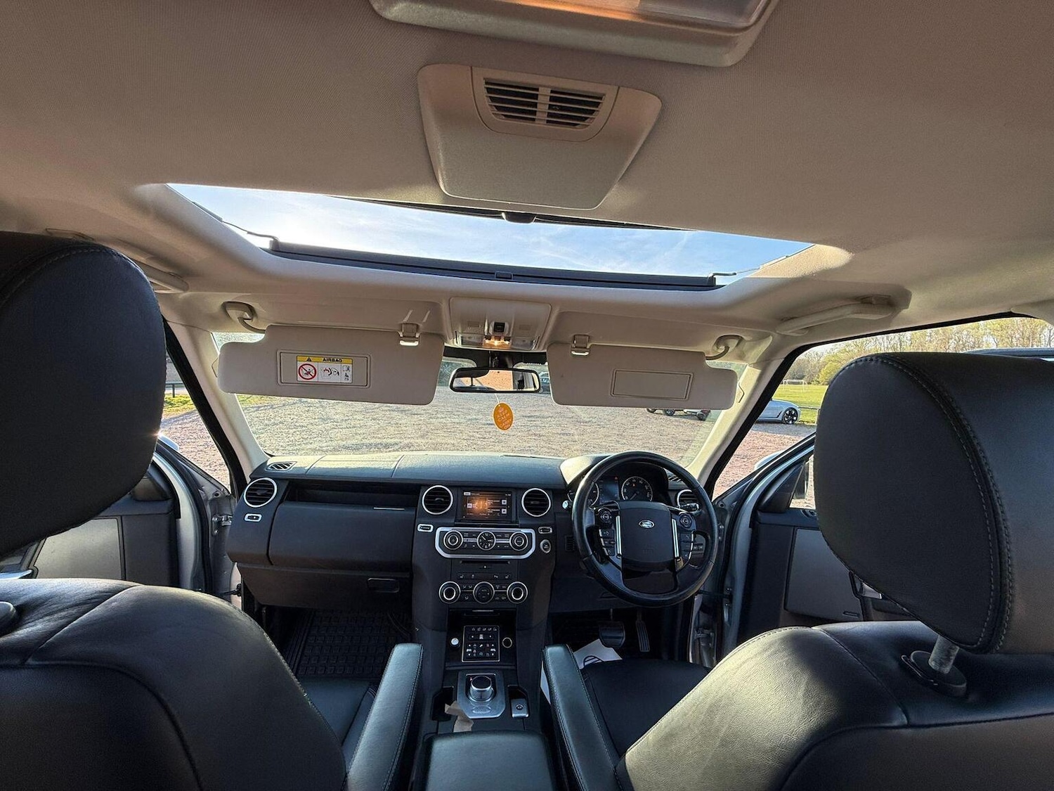 Used Land Rover Discovery 2015 for sale - 78168915: Photo 17