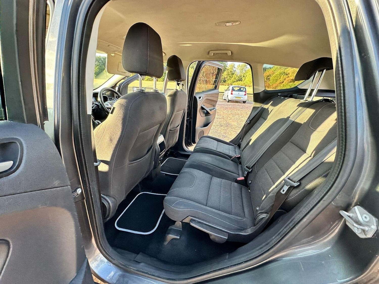 Vehicle 21