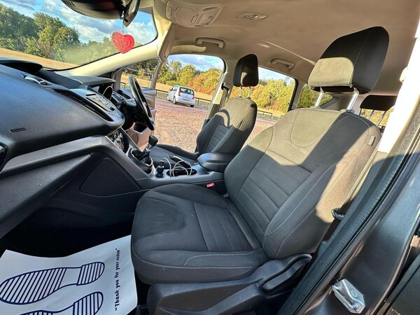 Used Ford Kuga 2015 for sale - 75767189: Photo 32