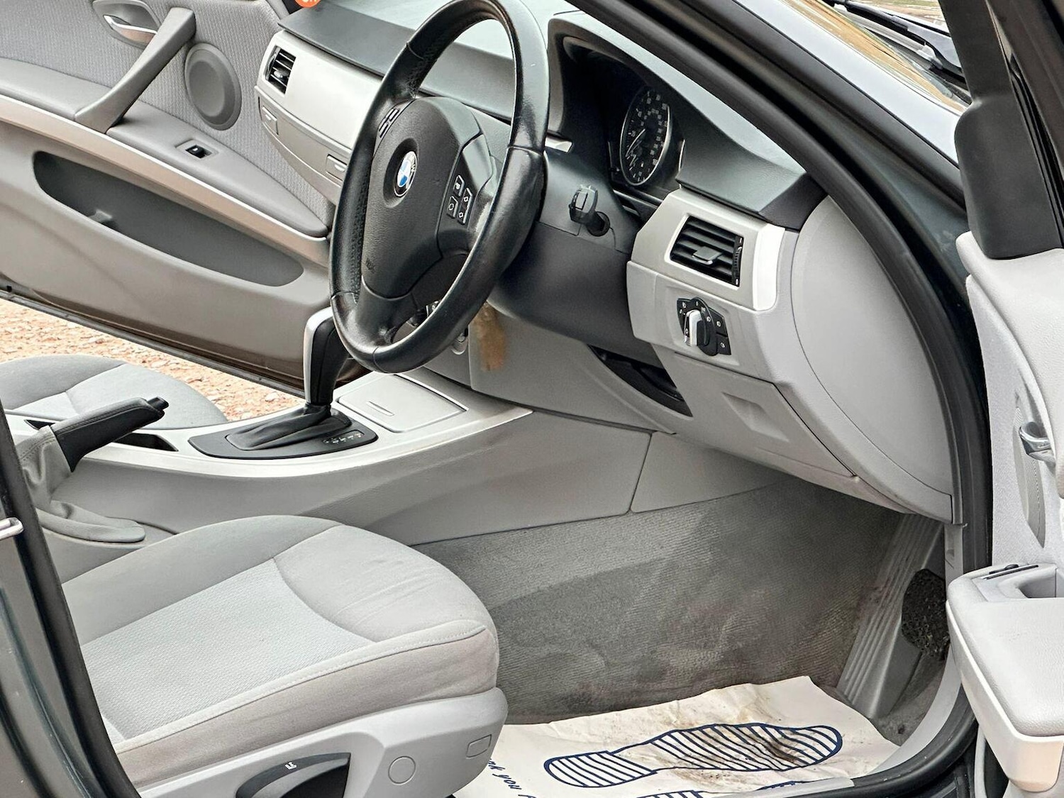 Used BMW 3 Series 2011 for sale - 76974408: Photo 19