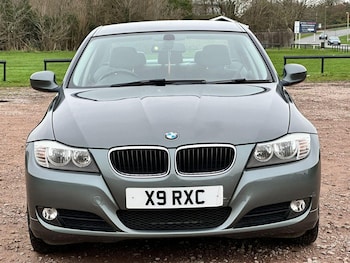 Used BMW 3 Series 2011 for sale - 76974408: Photo