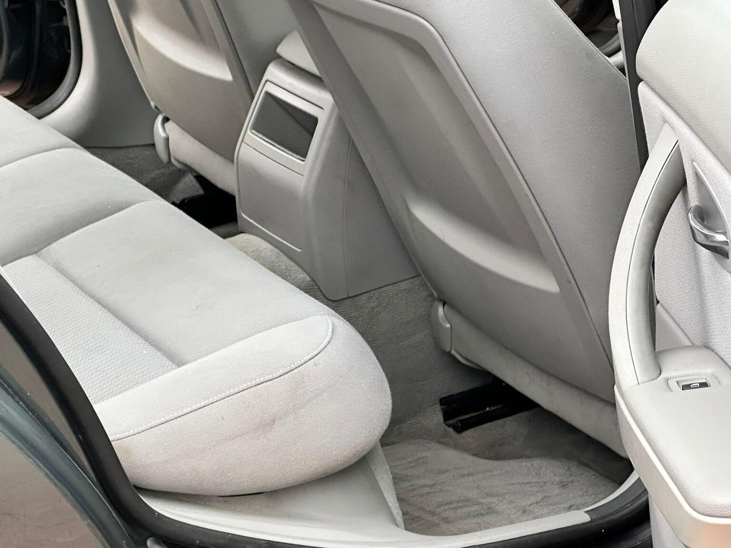 Used BMW 3 Series 2011 for sale - 76974408: Photo 33