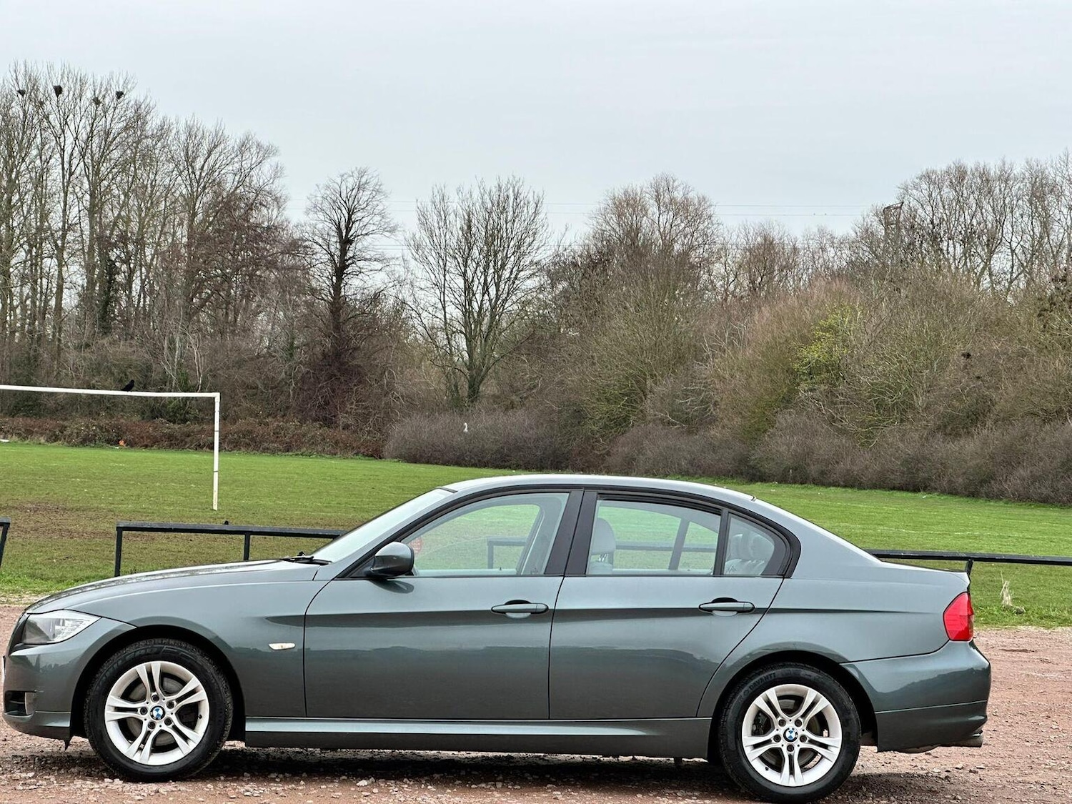 Used BMW 3 Series 2011 for sale - 76974408: Photo 5