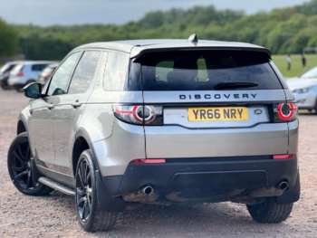 Used Land Rover Discovery Sport 2016 for sale - 74639814: Photo